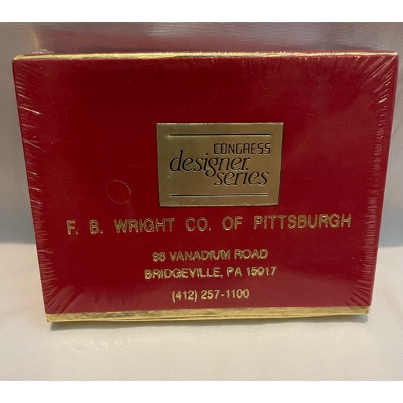 🌸✨NWT NIB Congress Designer Series Playing Cards Wedding Tuxedo Pearl Necklace - Picture 1 of 4